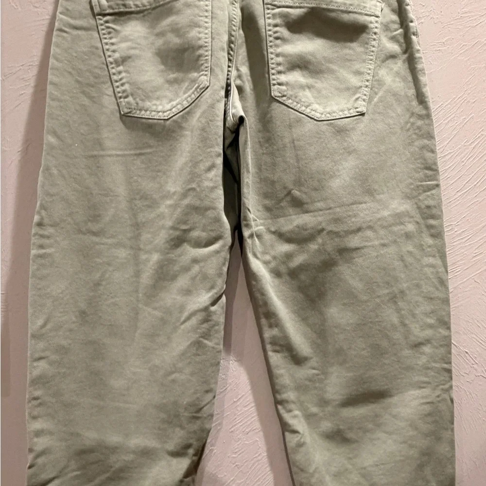 Zara light green barrel jeans baggy fit
T1 - Picture 2 of 9
